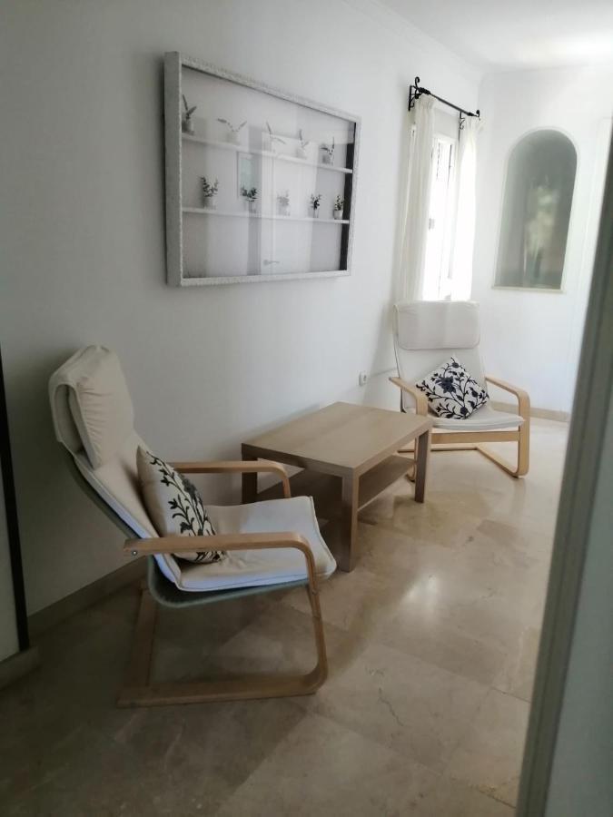 Room In Lovely Cottage House Habitaciones En Chalet En Cadiz 圣费尔南多 外观 照片