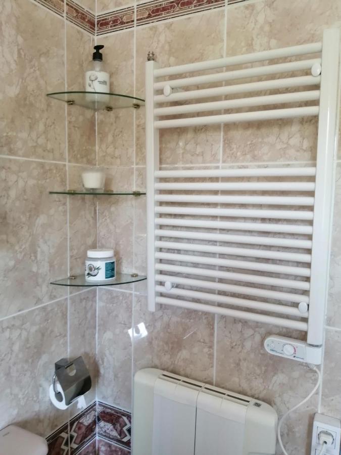 Room In Lovely Cottage House Habitaciones En Chalet En Cadiz 圣费尔南多 外观 照片