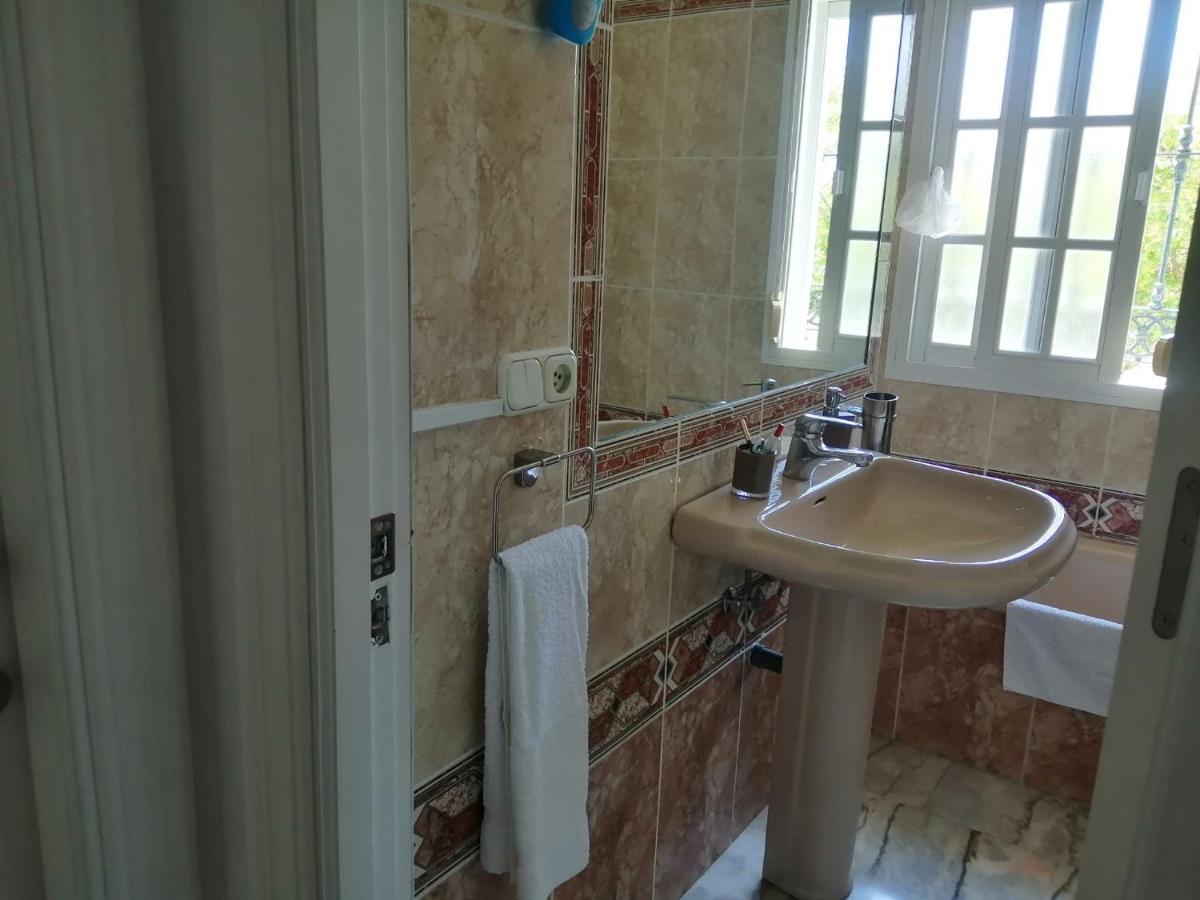 Room In Lovely Cottage House Habitaciones En Chalet En Cadiz 圣费尔南多 外观 照片